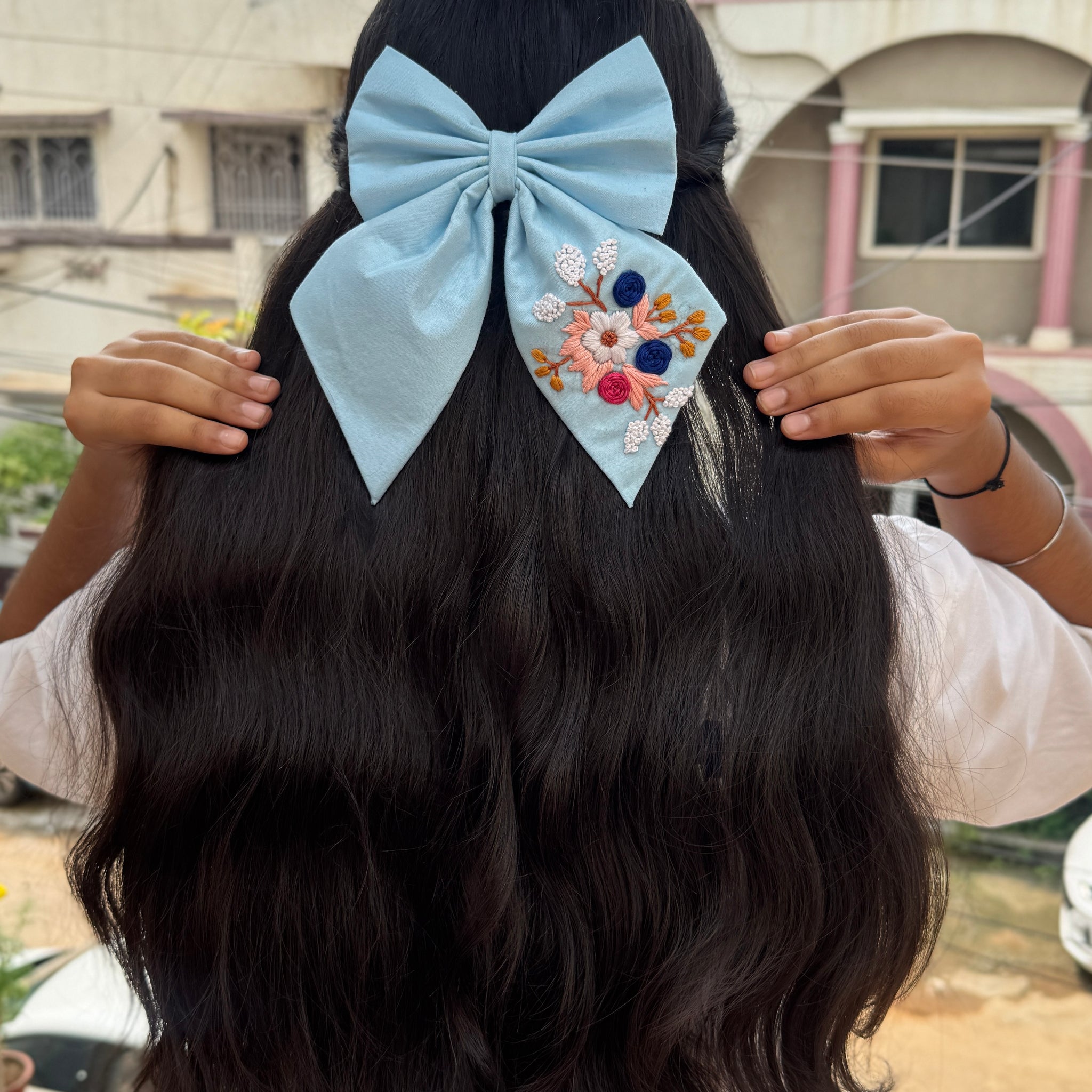 Light Bow Embroidery Bow