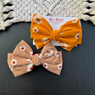 Daisy bow
