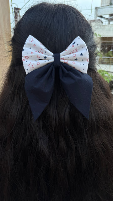 Navy blue & red star Pigatil bow