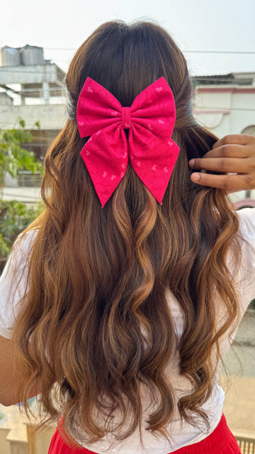 Pink Heart Pigatil Bow