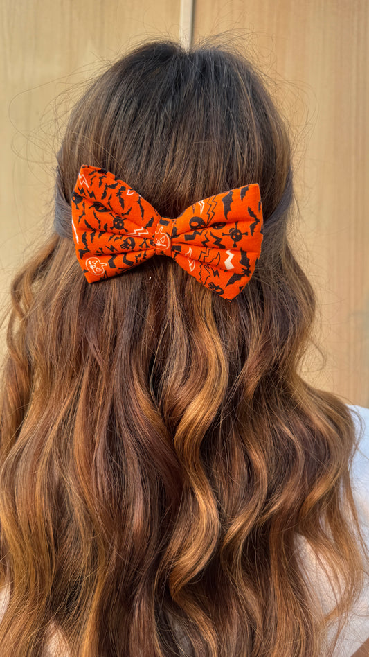 Halloween bow clip
