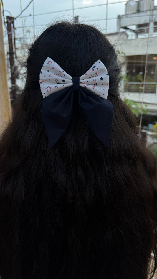 Navy blue & red star Pigatil bow
