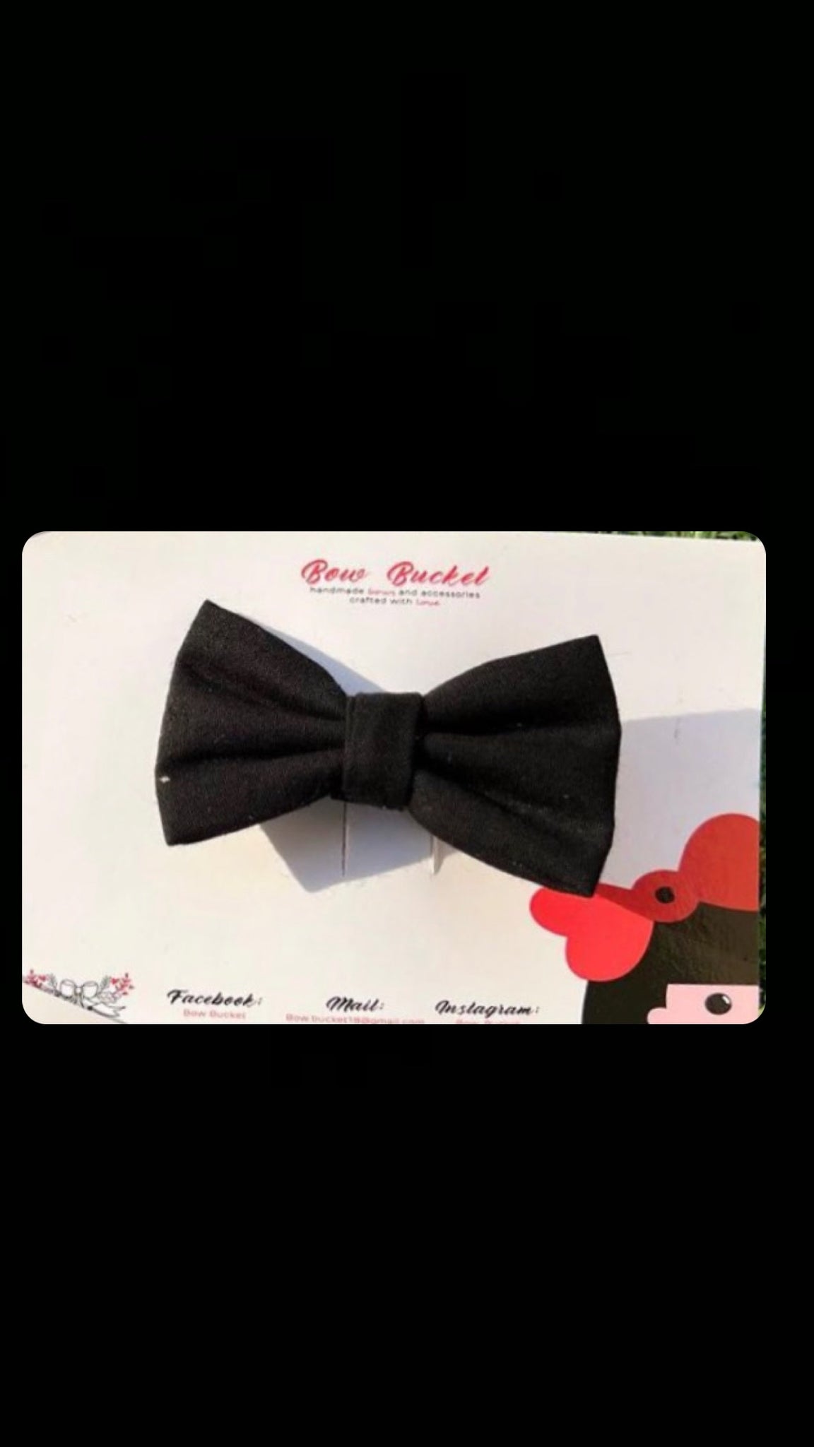 black bow