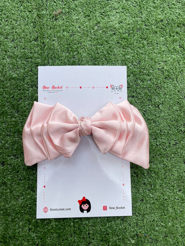 Whimsy bow - baby pink