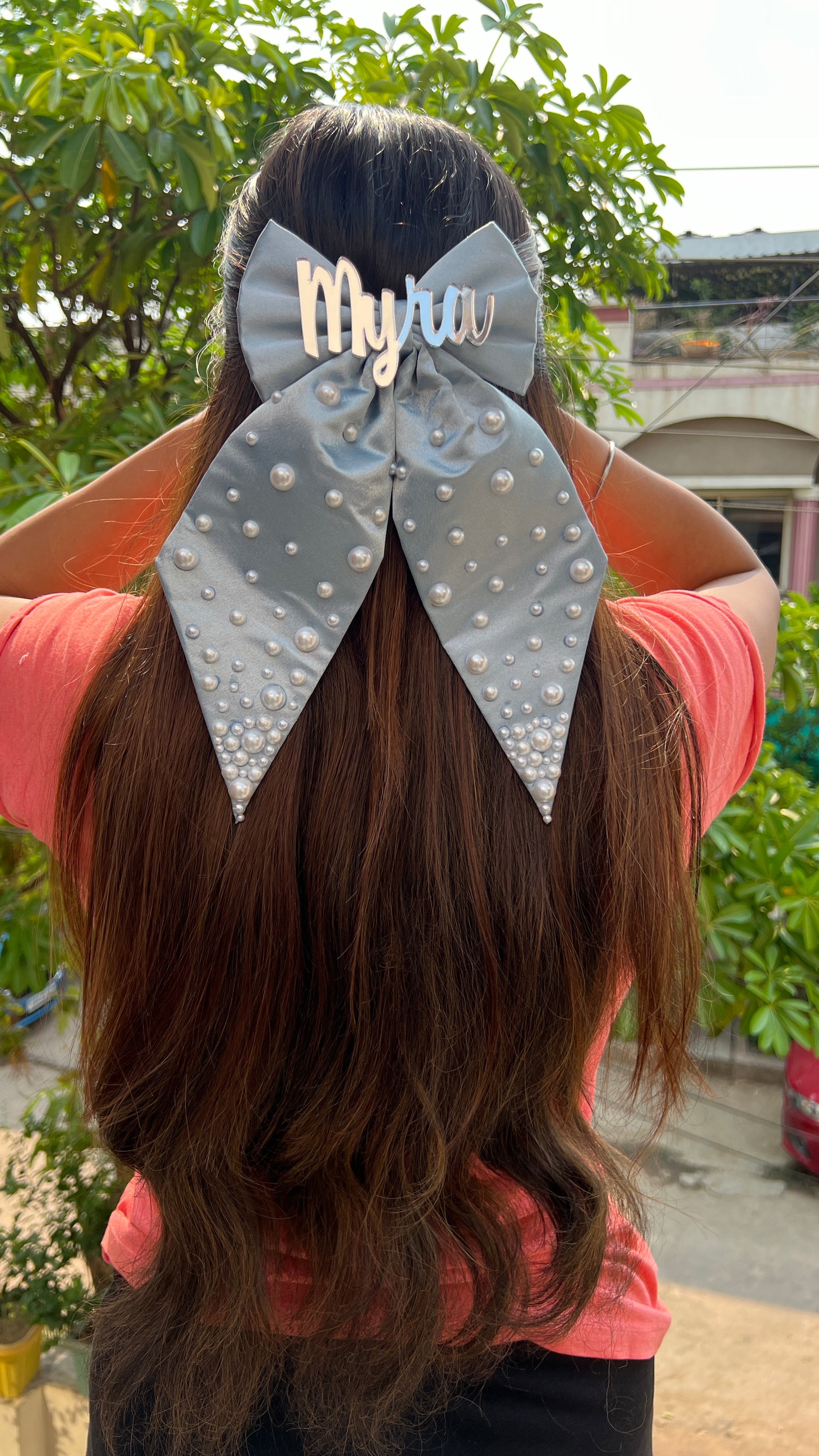 Pear Bow Customise name bigtail pearl bow