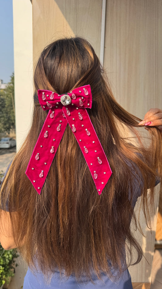 Pink Pear-shaped crystal bow