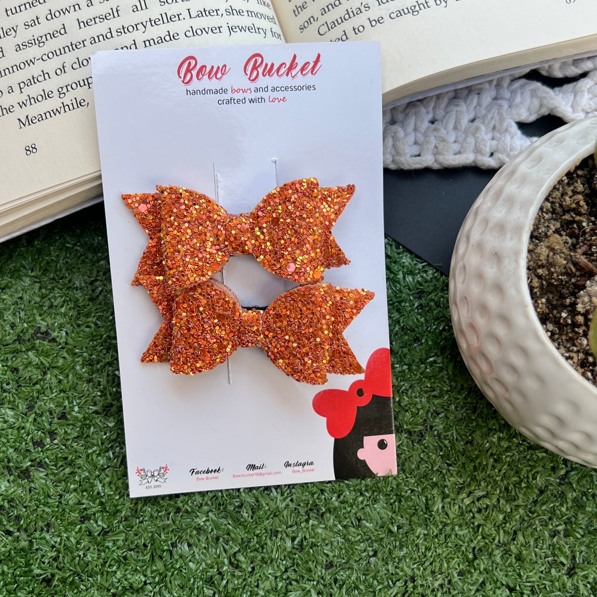 Orange glitter mini bow clip