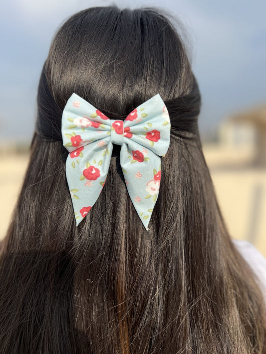 blossom pigtail bow