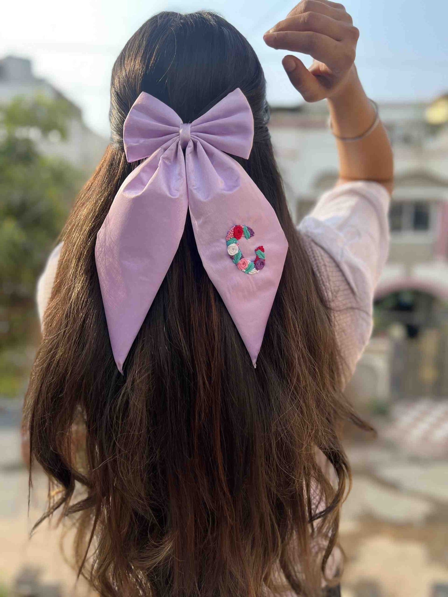 Lilac embroidered bow with initial