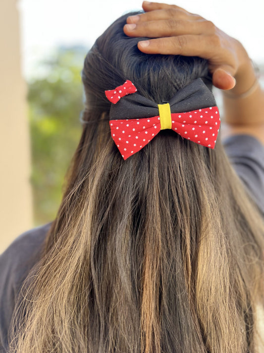 Minnie mouse bow clip