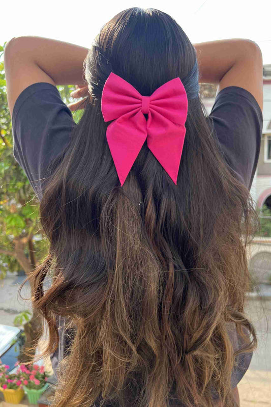 Pink pigtail bow