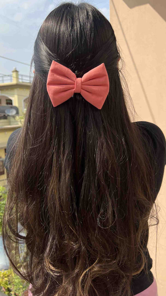 Peach bow