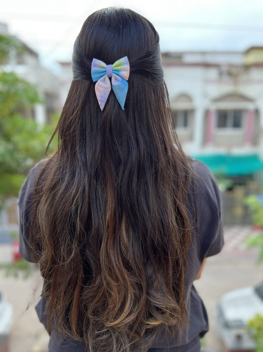 Radiant pigtail bow
