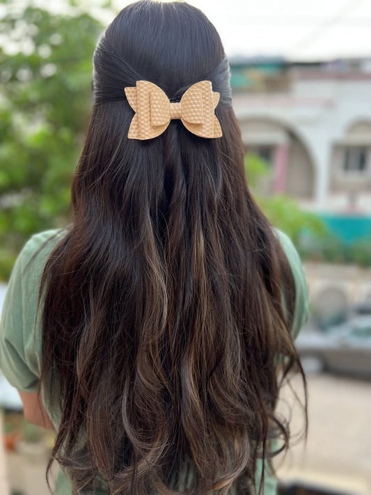 beige hexagon party bow