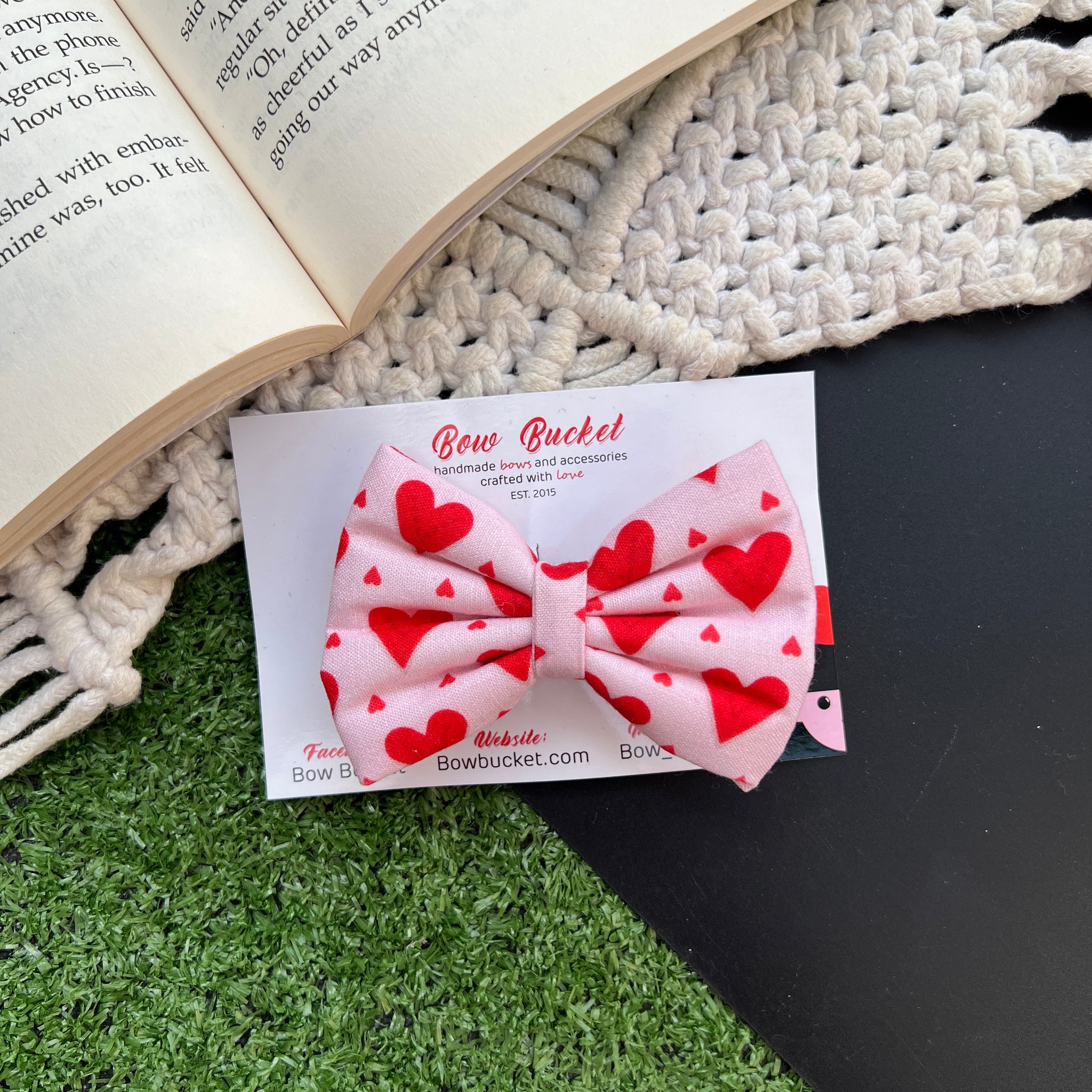 Love Rhythm Bow Clip