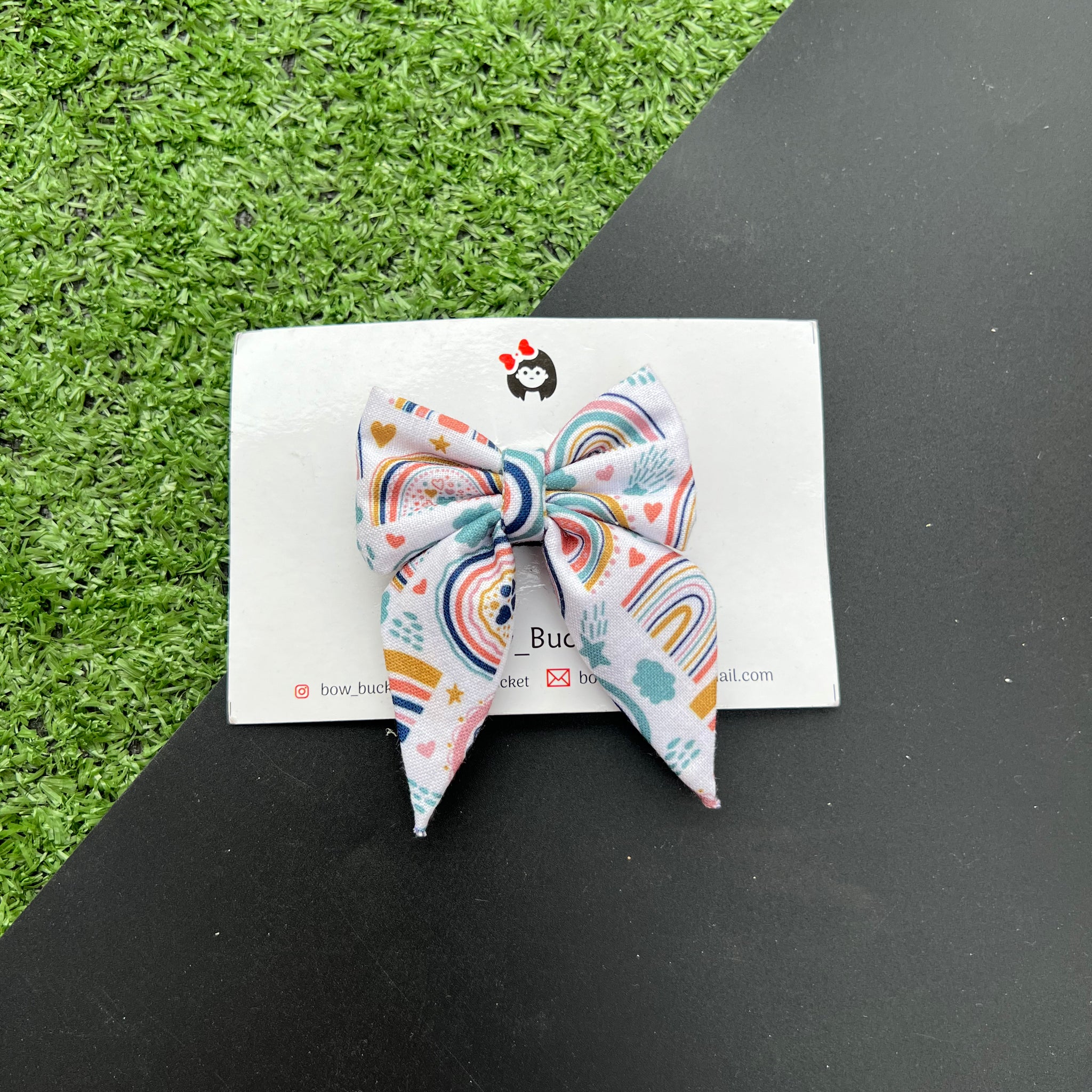 Rainbow mini pigtail clip