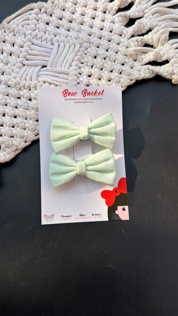 lime green Mini bow clip