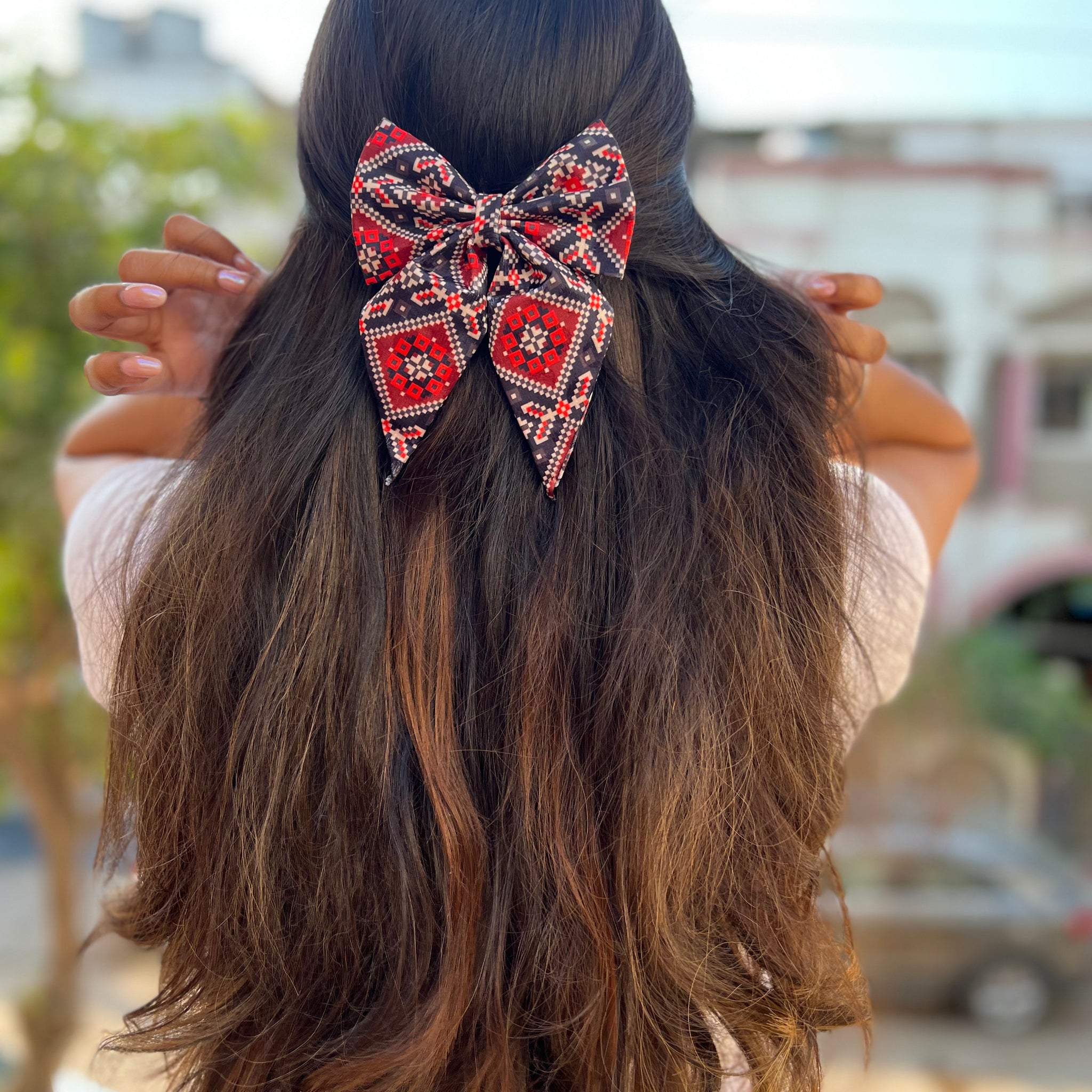 Indian design Pigtail bow clip