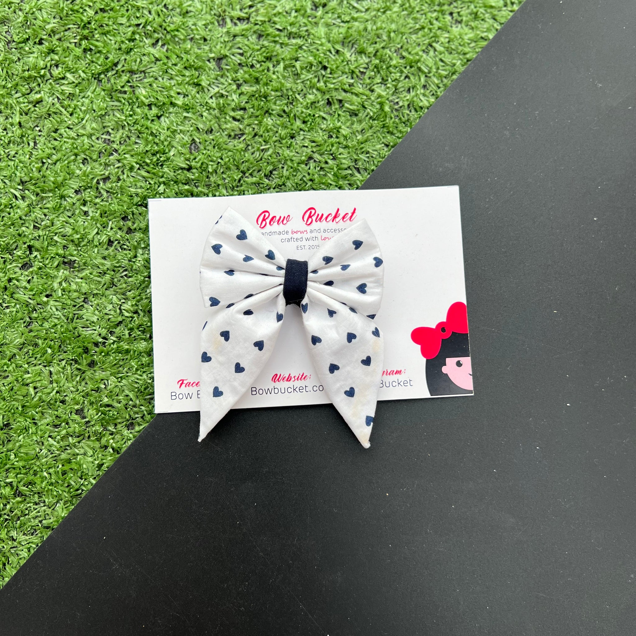 Nevy Blue heart mini pigtail clip