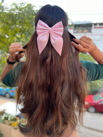 Pink glossy pigatil Bow Clip