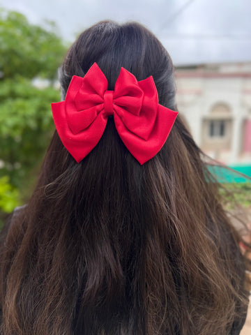 Red triple layer bow clip