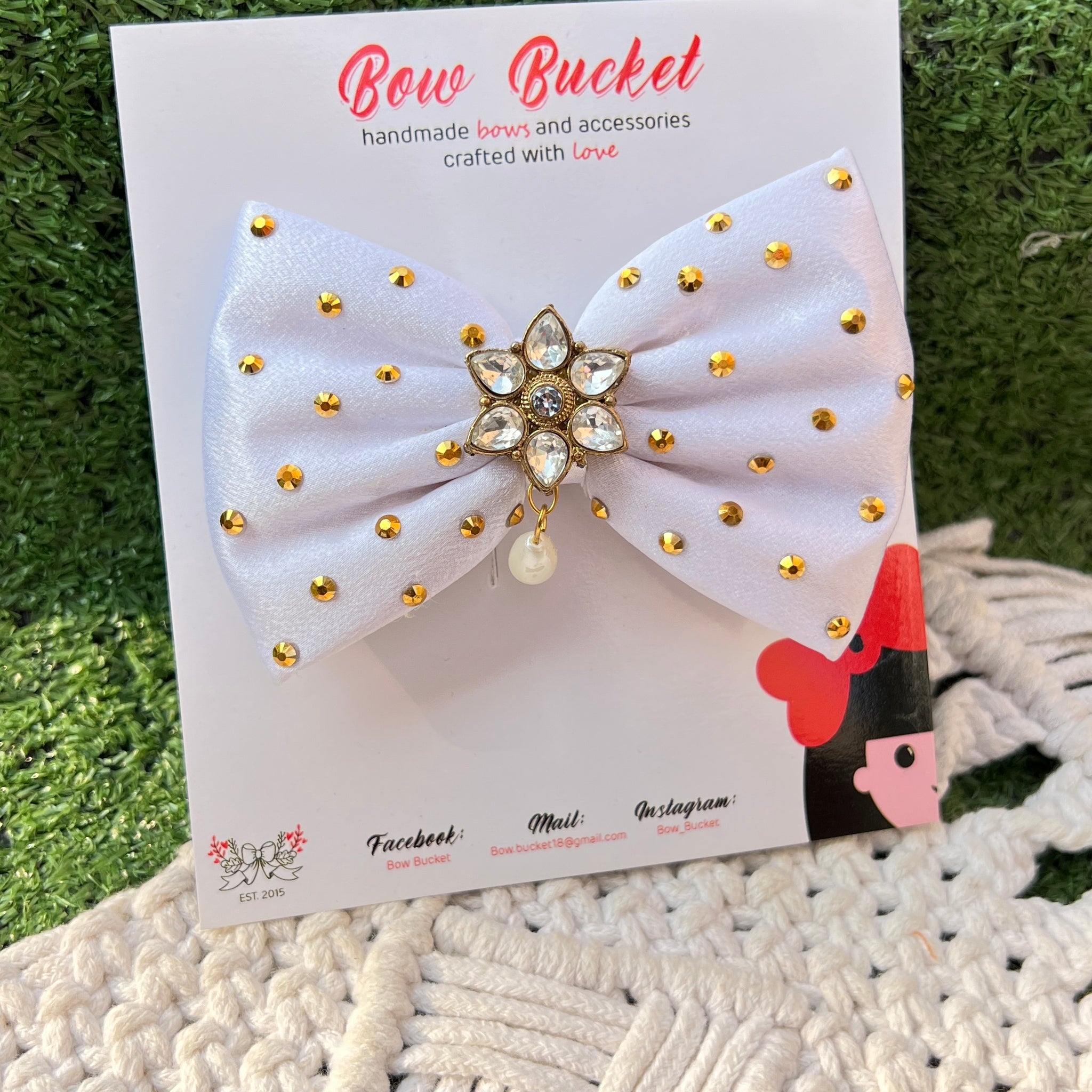 Bollywood Beauty Traditional Bow Clip