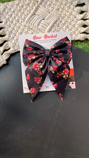 Black Floral Bow Clip