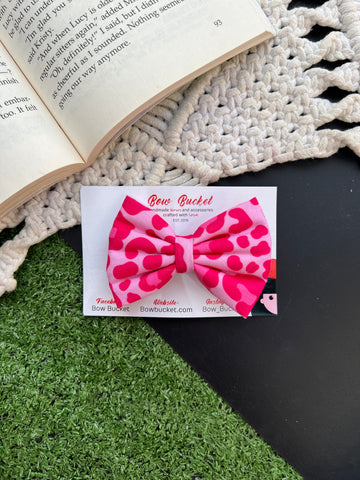 Pink cheetah Bow clip