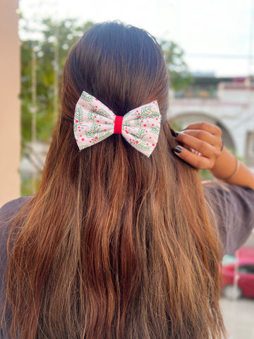 Holiday cheer cascade pigtail bow clip - size - 4"